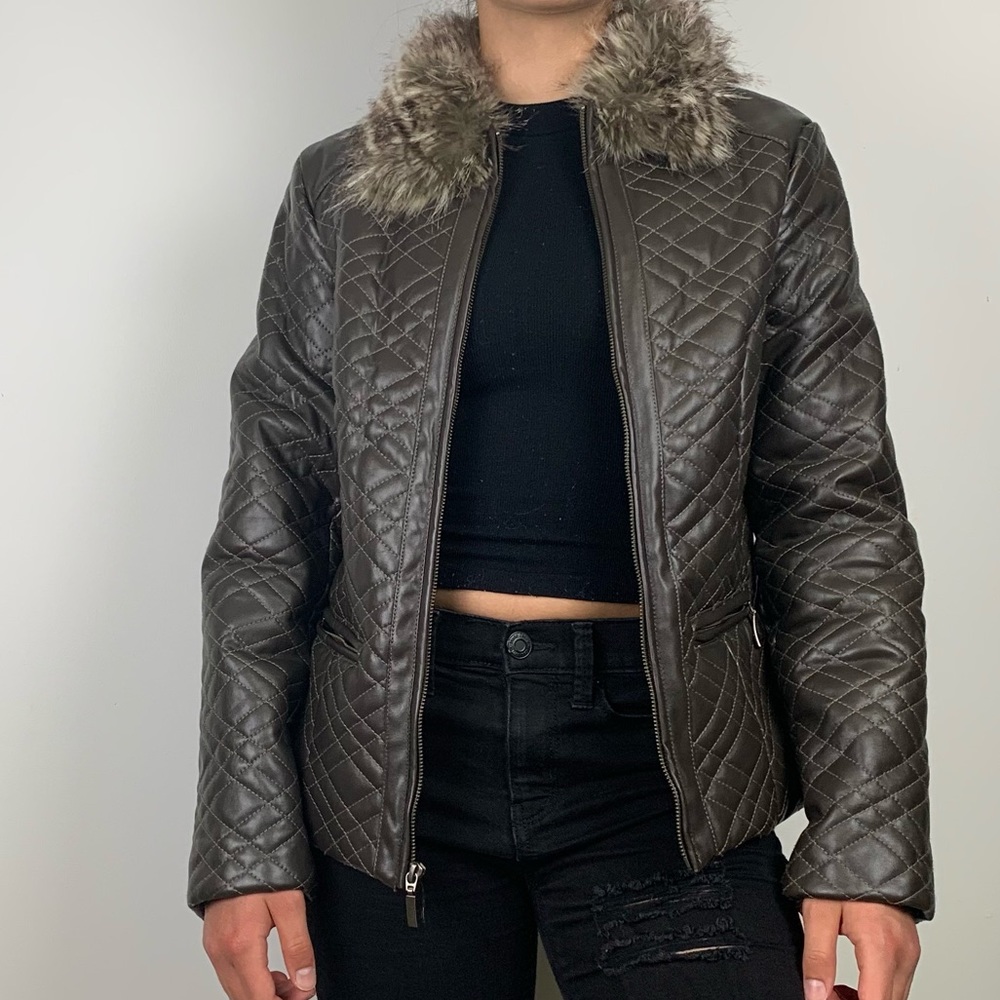 Chico’s Mocha Quilted Jacket w/ Faux Fur Collar